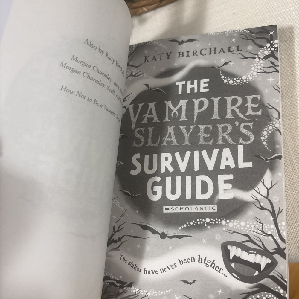 The Vampire Slayer's Survival Guide by Katy Birchall [Paperback] New Fantasy - Picture 11 of 11